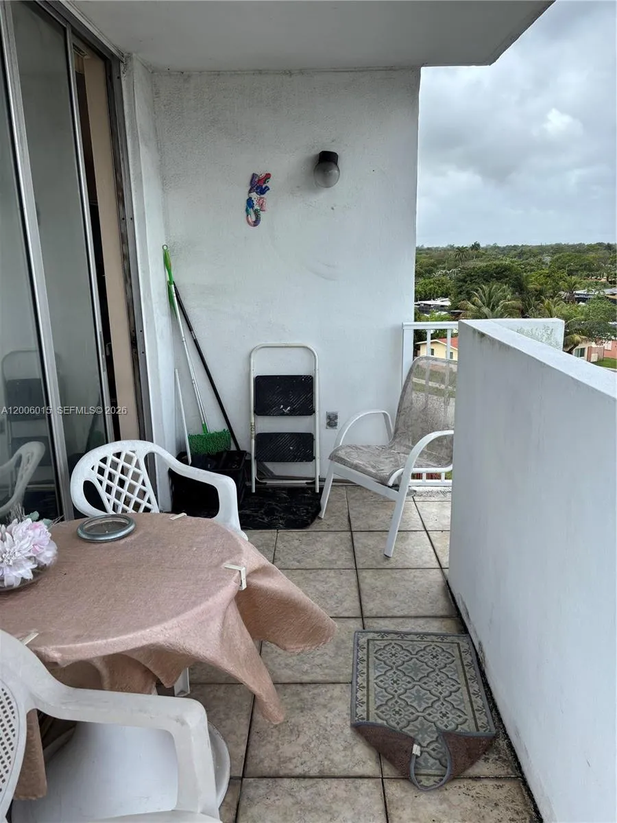1200 Ne Miami Gardens Dr 606w, Miami, Florida 3317, Miami, Florida 33179, 2 Bedrooms Bedrooms, ,2 BathroomsBathrooms,Residential,For Sale,1200 Ne Miami Gardens Dr 606w, Miami, Florida 3317,A12006015