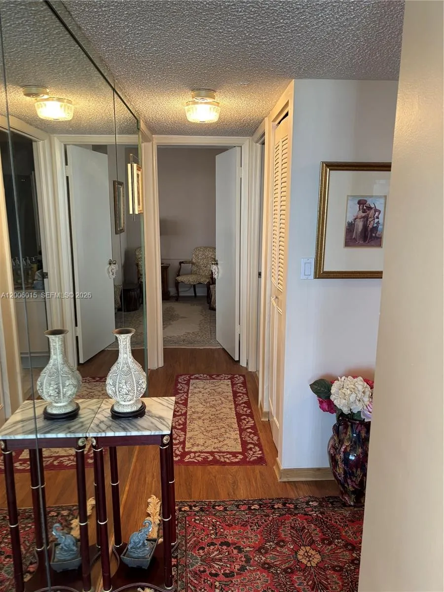 1200 Ne Miami Gardens Dr 606w, Miami, Florida 3317, Miami, Florida 33179, 2 Bedrooms Bedrooms, ,2 BathroomsBathrooms,Residential,For Sale,1200 Ne Miami Gardens Dr 606w, Miami, Florida 3317,A12006015