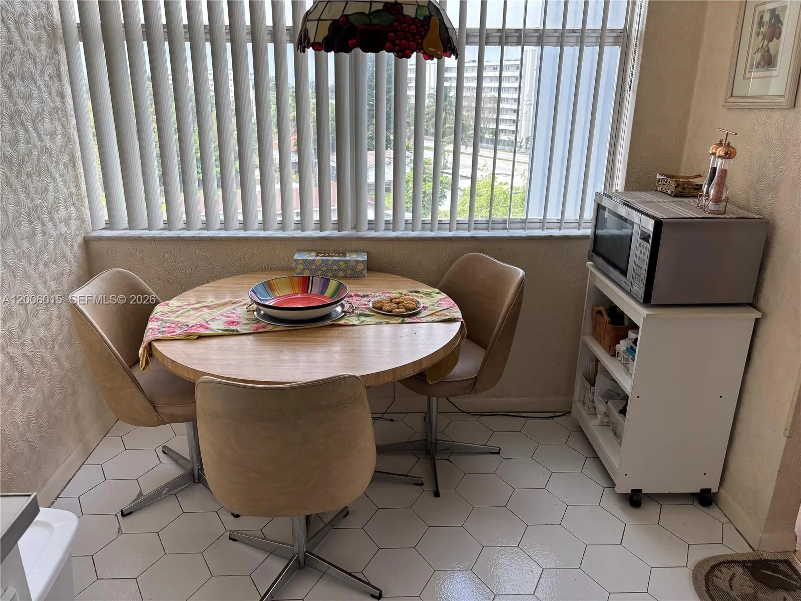 1200 Ne Miami Gardens Dr 606w, Miami, Florida 3317, Miami, Florida 33179, 2 Bedrooms Bedrooms, ,2 BathroomsBathrooms,Residential,For Sale,1200 Ne Miami Gardens Dr 606w, Miami, Florida 3317,A12006015
