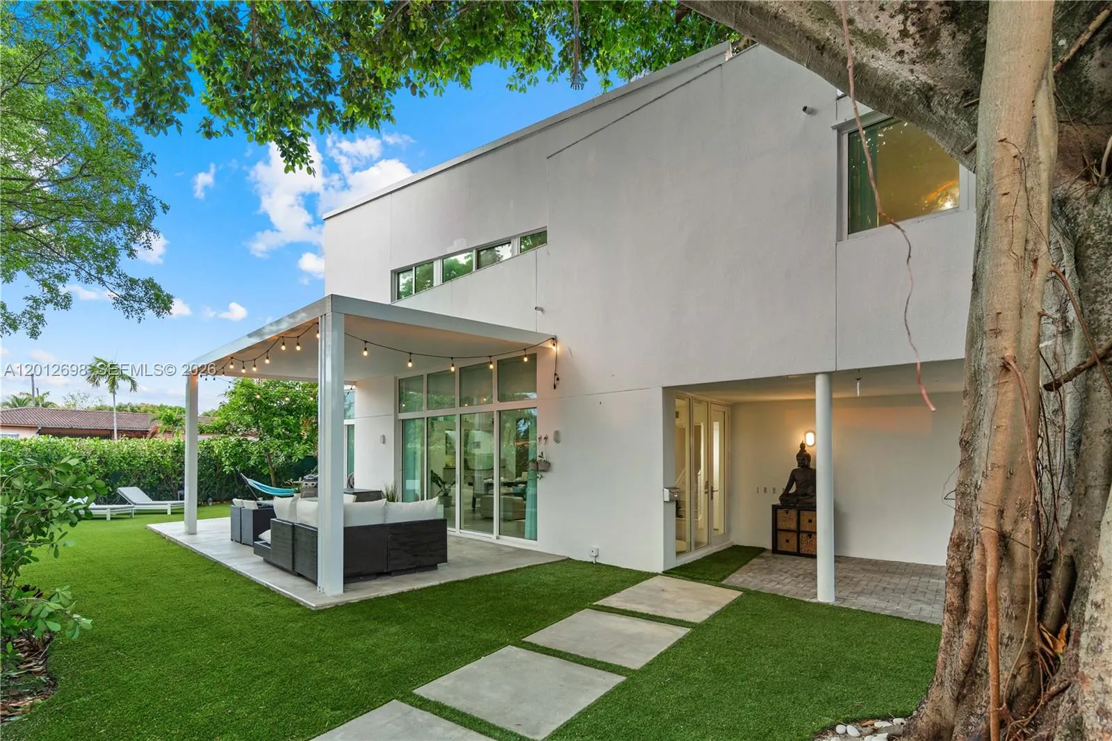 1898 Sw 17th St, Miami, Florida 33145, Miami, Florida 33145, 4 Bedrooms Bedrooms, ,3 BathroomsBathrooms,Residential Lease,For Rent,1898 Sw 17th St, Miami, Florida 33145,A12012698