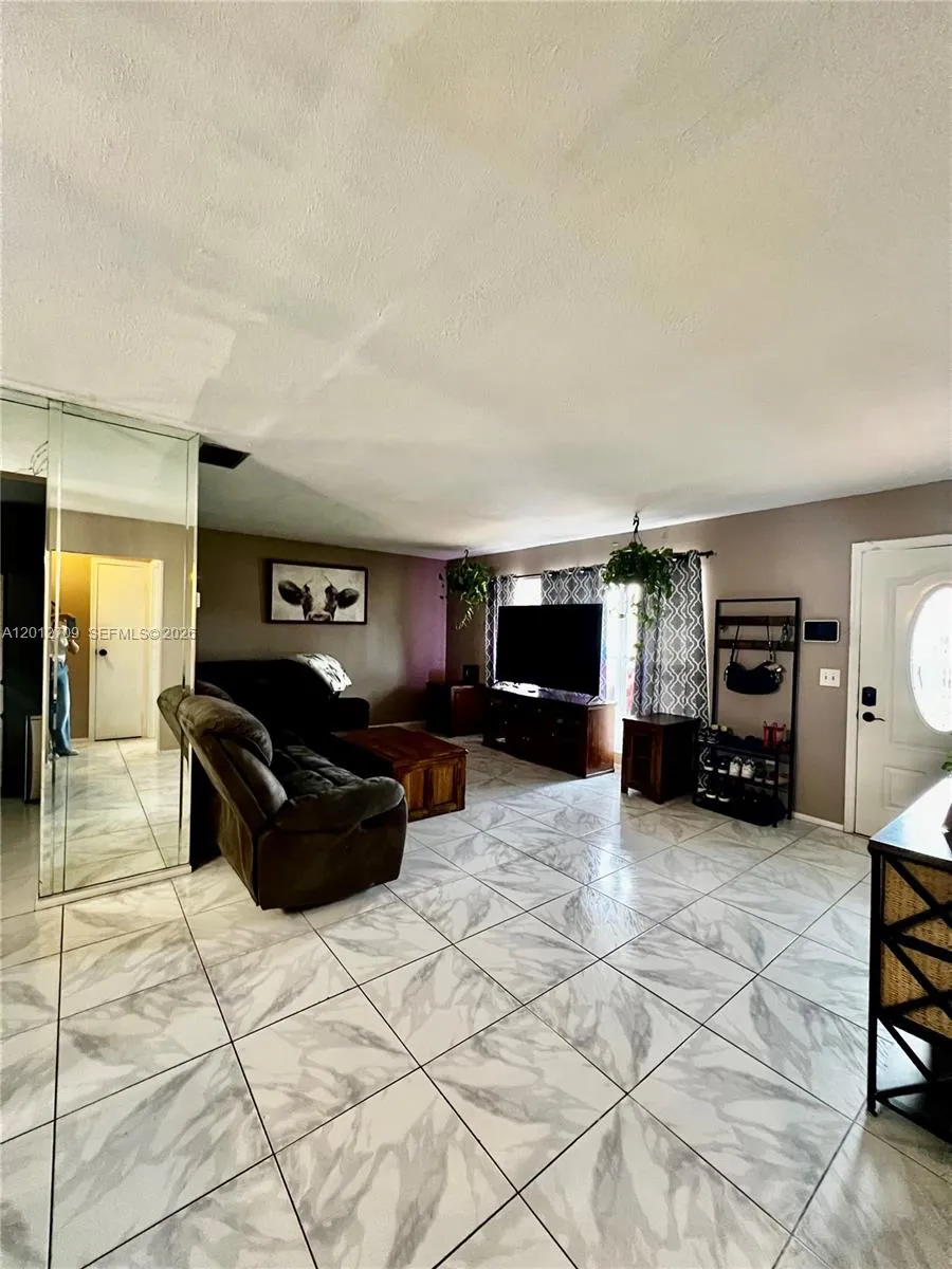 8350 Nw 27th Pl, Sunrise, Florida 33322, Sunrise, Florida 33322, 2 Bedrooms Bedrooms, ,2 BathroomsBathrooms,Residential,For Sale,8350 Nw 27th Pl, Sunrise, Florida 33322,A12012709