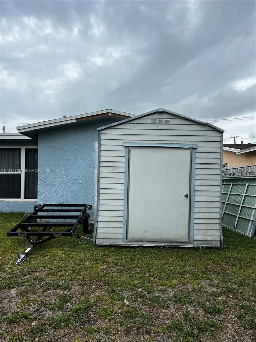 8350 Nw 27th Pl, Sunrise, Florida 33322, Sunrise, Florida 33322, 2 Bedrooms Bedrooms, ,2 BathroomsBathrooms,Residential,For Sale,8350 Nw 27th Pl, Sunrise, Florida 33322,A12012709