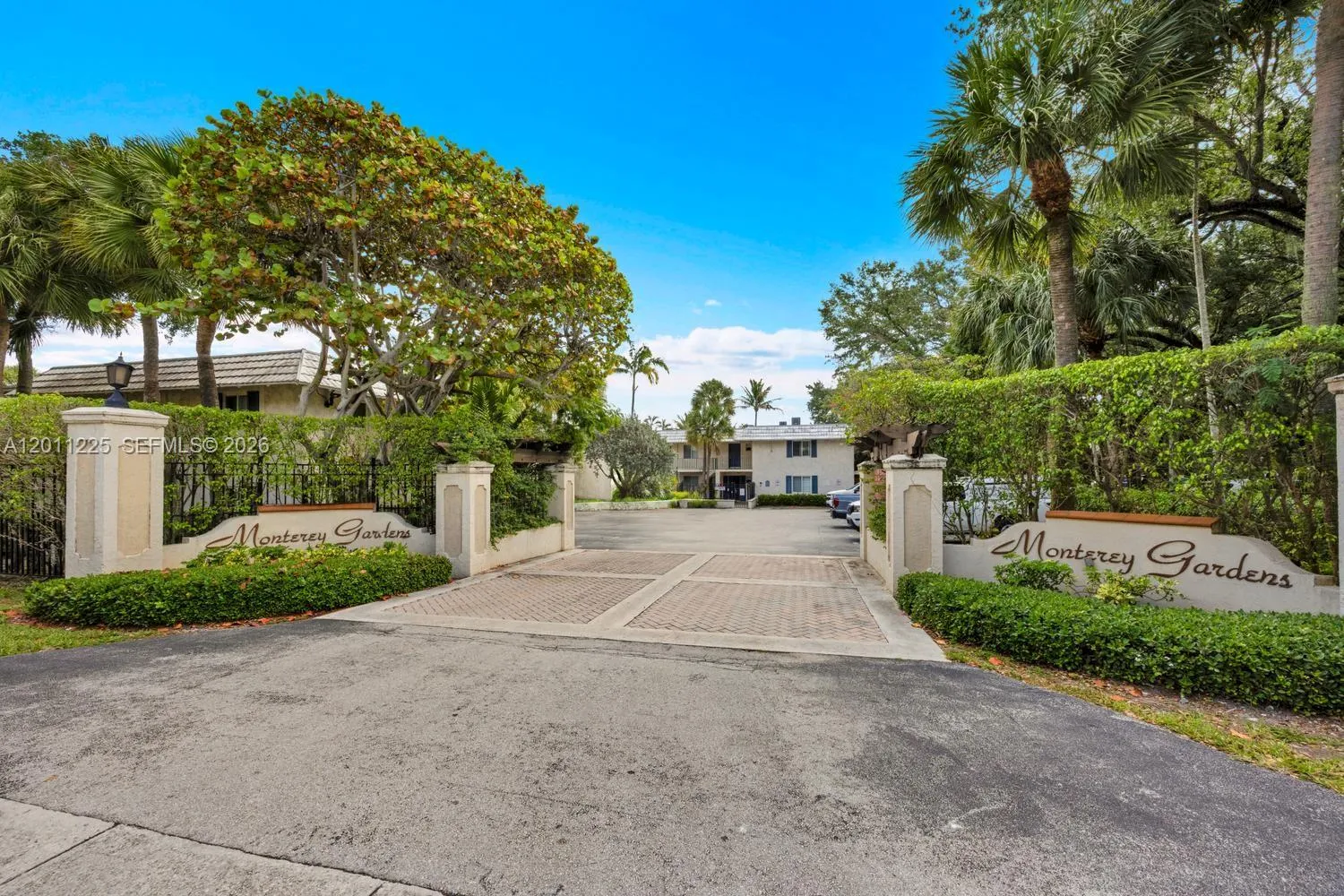 8607 Sw 68th Ct 21, Pinecrest, Florida 33156, Pinecrest, Florida 33156, 1 Bedroom Bedrooms, ,1 BathroomBathrooms,Residential Lease,For Rent,8607 Sw 68th Ct 21, Pinecrest, Florida 33156,A12011225