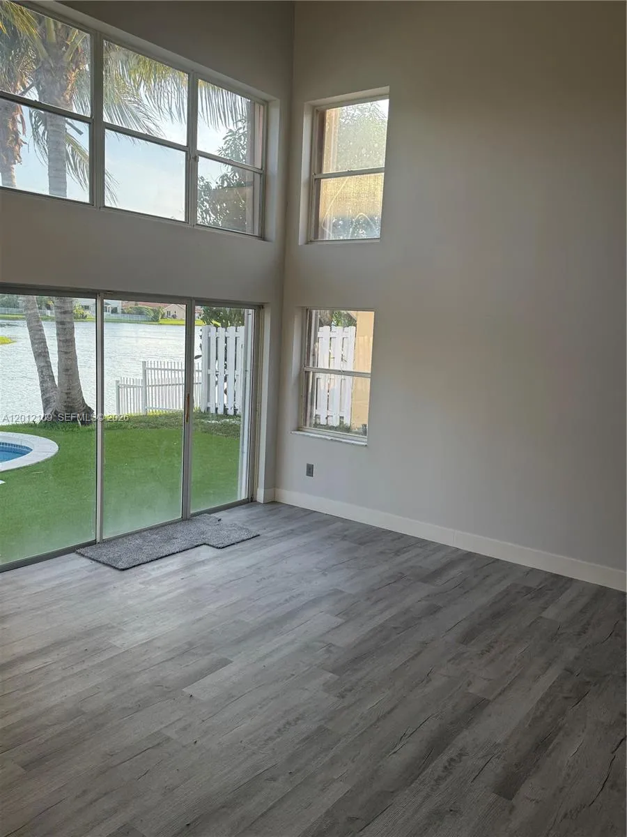 13950 Oak Ridge Dr, Davie, Florida 33325, Davie, Florida 33325, 3 Bedrooms Bedrooms, ,2 BathroomsBathrooms,Residential,For Sale,13950 Oak Ridge Dr, Davie, Florida 33325,A12012109