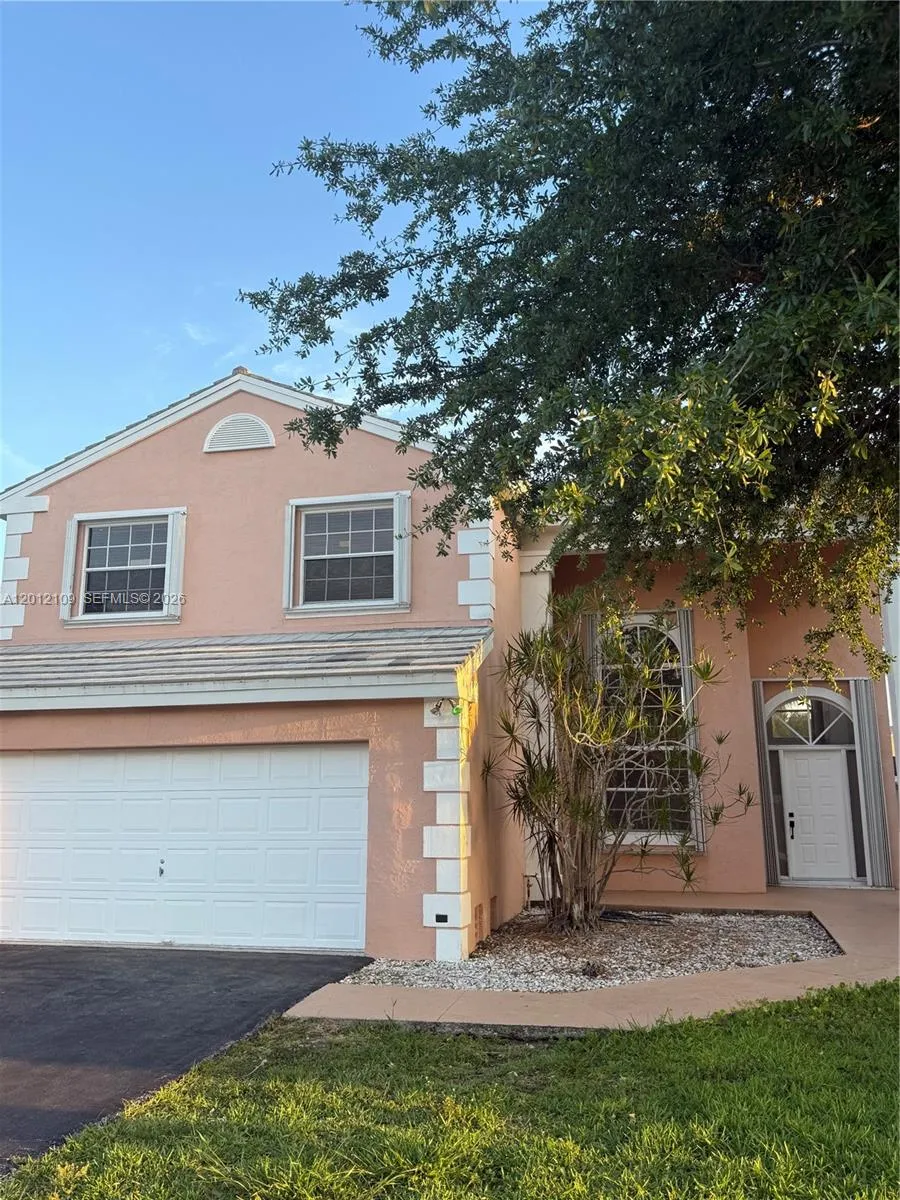 13950 Oak Ridge Dr, Davie, Florida 33325, Davie, Florida 33325, 3 Bedrooms Bedrooms, ,2 BathroomsBathrooms,Residential,For Sale,13950 Oak Ridge Dr, Davie, Florida 33325,A12012109
