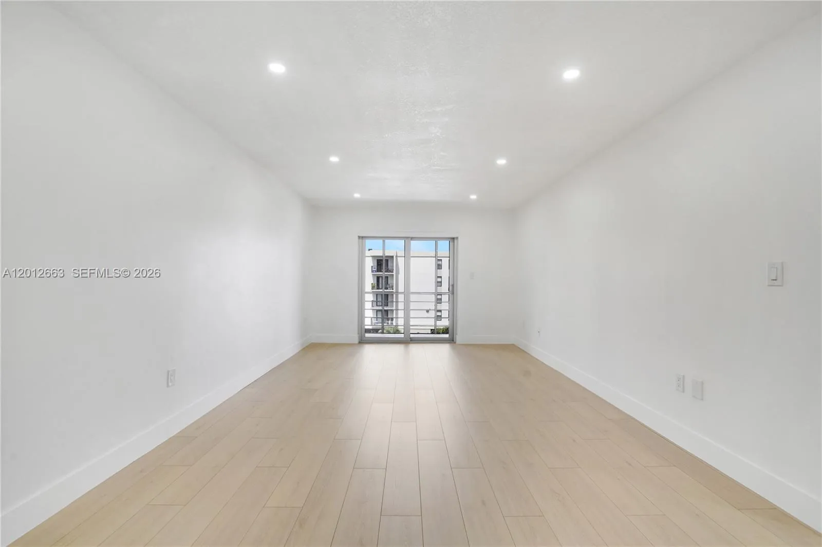 4670 W 13th Ln 411, Hialeah, Florida 33012, Hialeah, Florida 33012, 2 Bedrooms Bedrooms, ,2 BathroomsBathrooms,Residential Lease,For Rent,4670 W 13th Ln 411, Hialeah, Florida 33012,A12012663