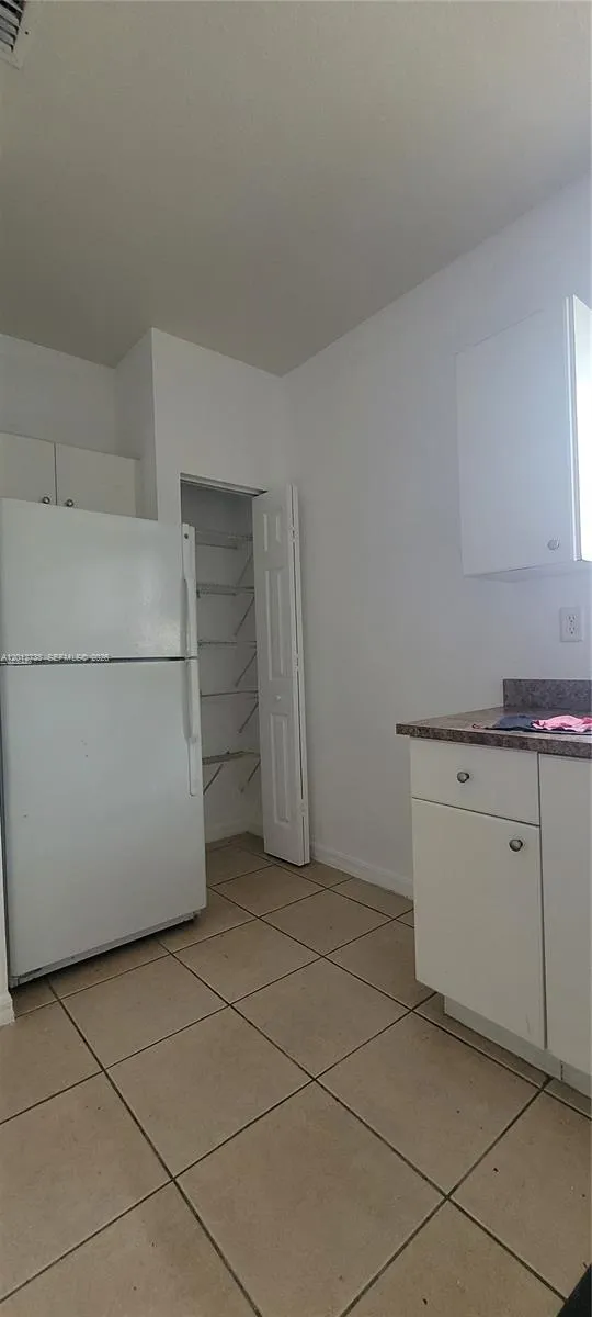 33 E 20th St 205, Hialeah, Florida 33010, Hialeah, Florida 33010, 2 Bedrooms Bedrooms, ,1 BathroomBathrooms,Residential Lease,For Rent,33 E 20th St 205, Hialeah, Florida 33010,A12012738