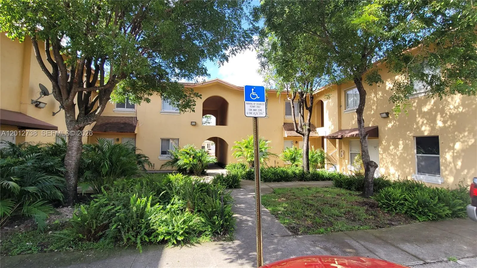 33 E 20th St 205, Hialeah, Florida 33010, Hialeah, Florida 33010, 2 Bedrooms Bedrooms, ,1 BathroomBathrooms,Residential Lease,For Rent,33 E 20th St 205, Hialeah, Florida 33010,A12012738