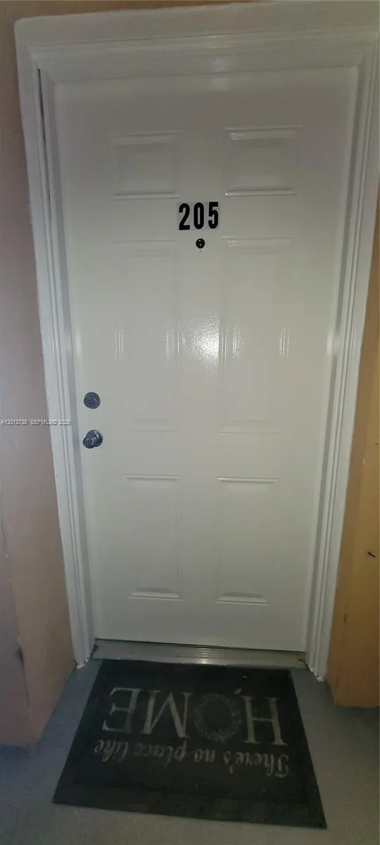 33 E 20th St 205, Hialeah, Florida 33010, Hialeah, Florida 33010, 2 Bedrooms Bedrooms, ,1 BathroomBathrooms,Residential Lease,For Rent,33 E 20th St 205, Hialeah, Florida 33010,A12012738