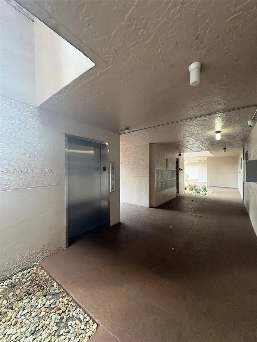 9531 Seagrape Dr 106, Davie, Florida 33324, Davie, Florida 33324, 3 Bedrooms Bedrooms, ,2 BathroomsBathrooms,Residential Lease,For Rent,9531 Seagrape Dr 106, Davie, Florida 33324,A12012726
