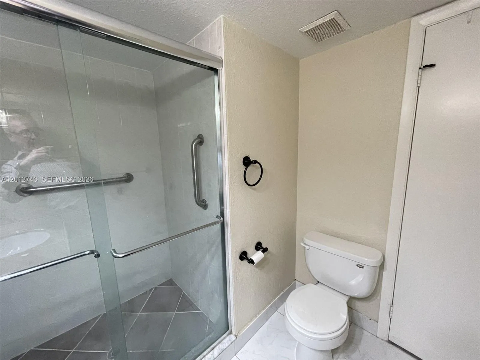 491 Racquet Club Rd 303, Weston, Florida 33326, Weston, Florida 33326, 2 Bedrooms Bedrooms, ,2 BathroomsBathrooms,Residential Lease,For Rent,491 Racquet Club Rd 303, Weston, Florida 33326,A12012743
