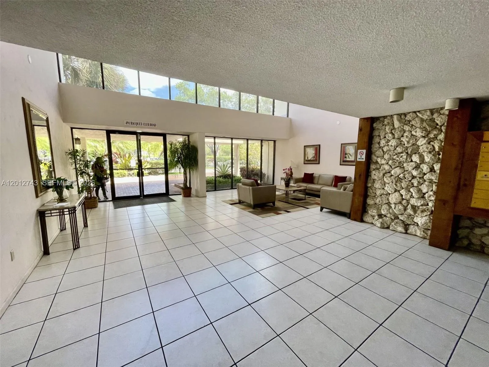 491 Racquet Club Rd 303, Weston, Florida 33326, Weston, Florida 33326, 2 Bedrooms Bedrooms, ,2 BathroomsBathrooms,Residential Lease,For Rent,491 Racquet Club Rd 303, Weston, Florida 33326,A12012743