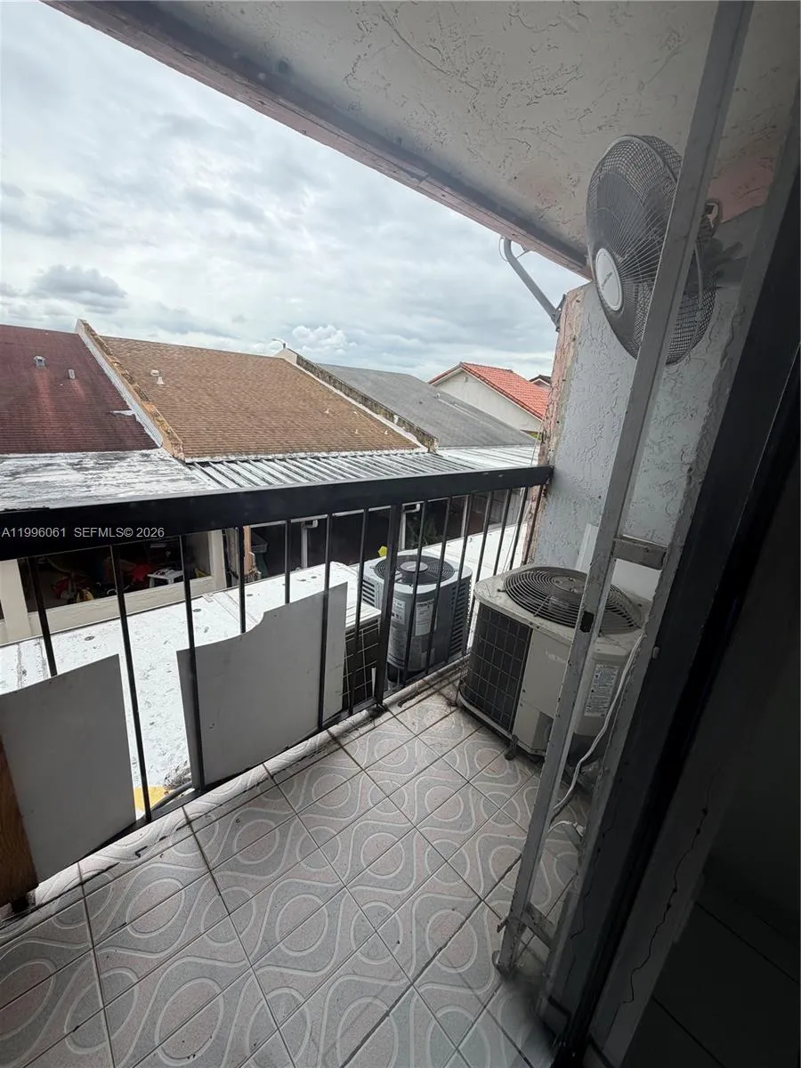 2170 W 60th St 16205, Hialeah, Florida 33016, Hialeah, Florida 33016, 1 Bedroom Bedrooms, ,1 BathroomBathrooms,Residential Lease,For Rent,2170 W 60th St 16205, Hialeah, Florida 33016,A11996061