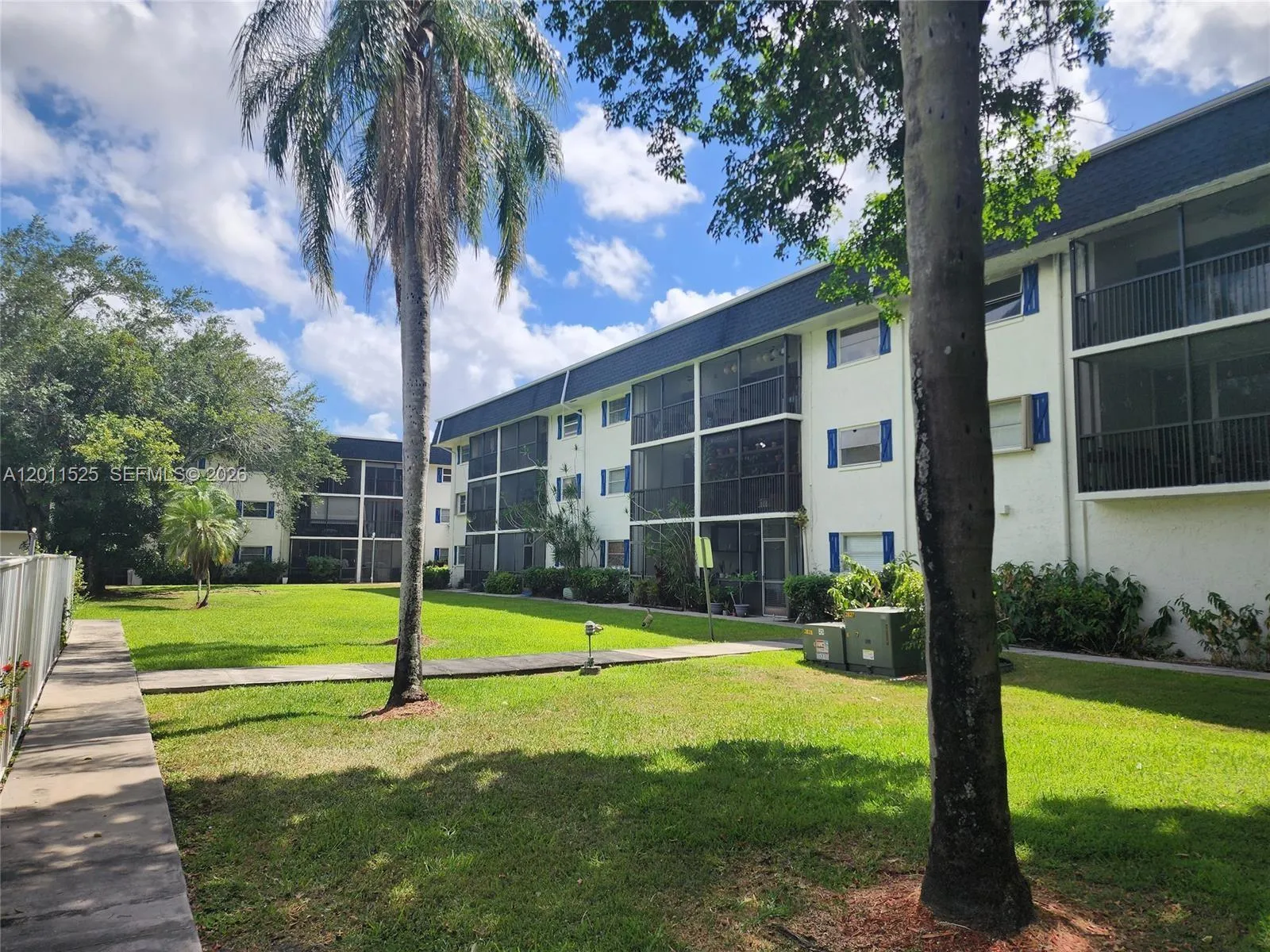 5080 Sw 64th Ave 104, Davie, Florida 33314, Davie, Florida 33314, 2 Bedrooms Bedrooms, ,2 BathroomsBathrooms,Residential,For Sale,5080 Sw 64th Ave 104, Davie, Florida 33314,A12011525