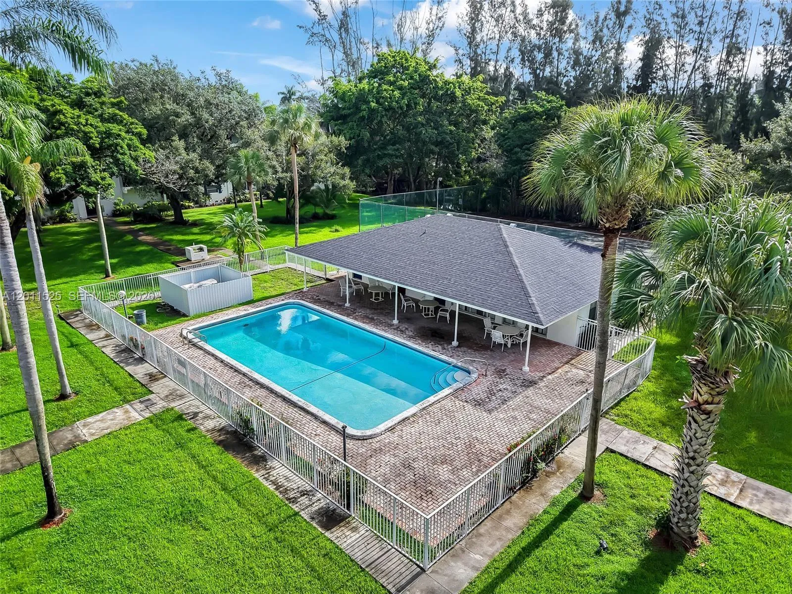 5080 Sw 64th Ave 104, Davie, Florida 33314, Davie, Florida 33314, 2 Bedrooms Bedrooms, ,2 BathroomsBathrooms,Residential,For Sale,5080 Sw 64th Ave 104, Davie, Florida 33314,A12011525