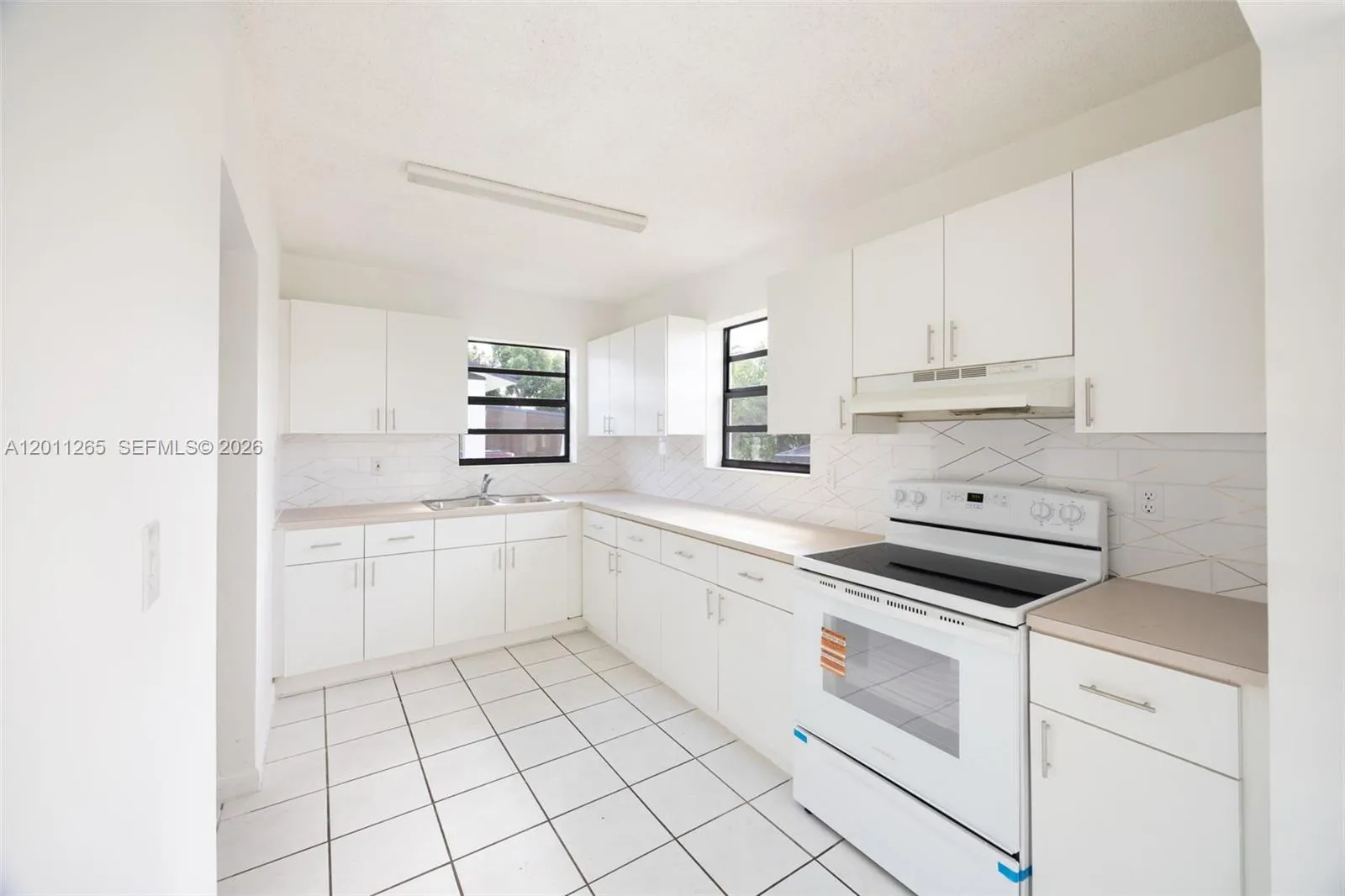 29935 Sw 143rd Ct, Homestead, Florida 33033, Homestead, Florida 33033, 4 Bedrooms Bedrooms, ,2 BathroomsBathrooms,Residential,For Sale,29935 Sw 143rd Ct, Homestead, Florida 33033,A12011265