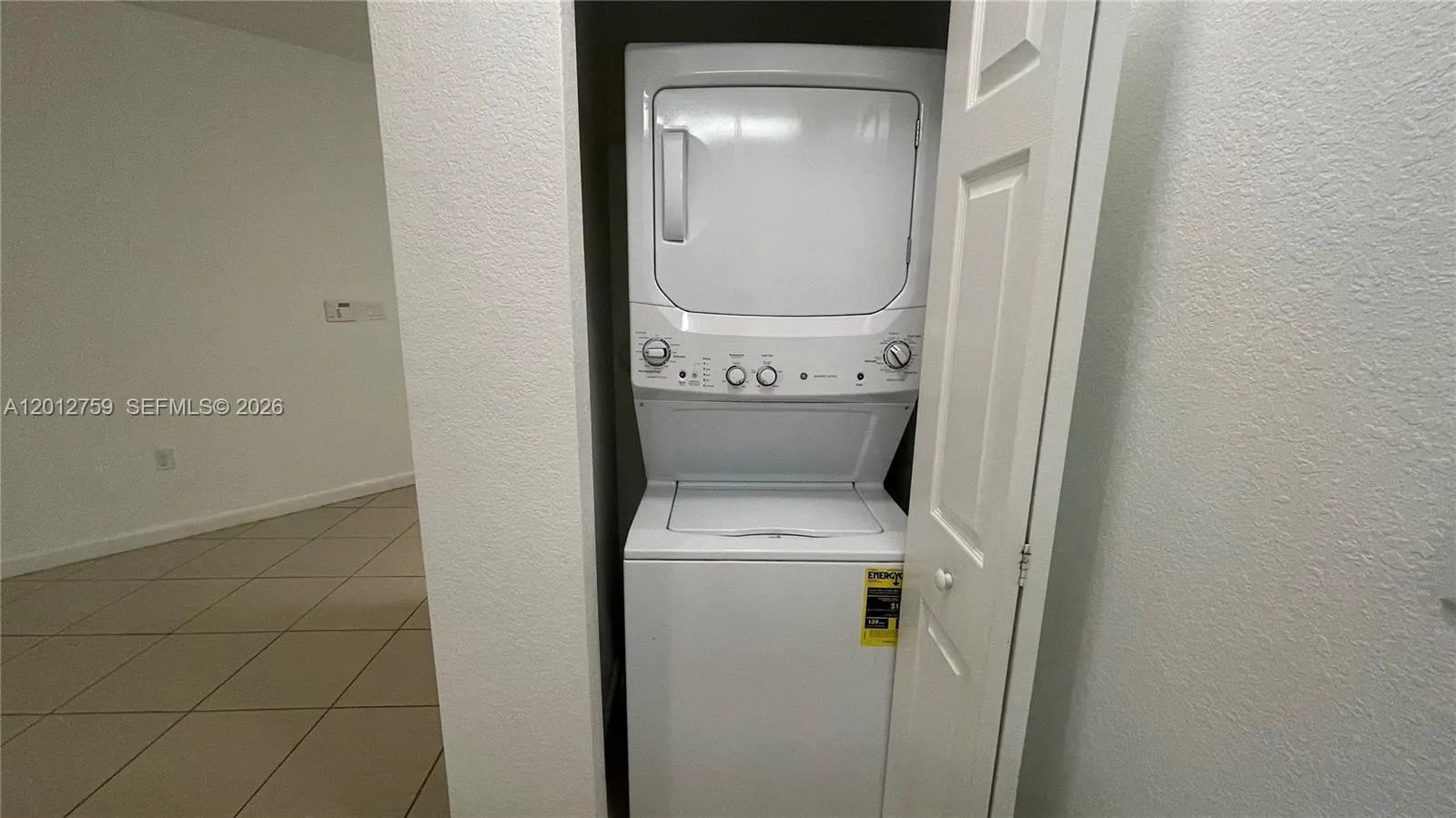 10620 Nw 88th St 205, Doral, Florida 33178, Doral, Florida 33178, 2 Bedrooms Bedrooms, ,2 BathroomsBathrooms,Residential,For Sale,10620 Nw 88th St 205, Doral, Florida 33178,A12012759