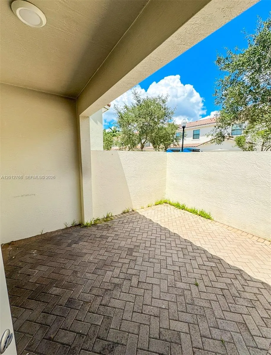 3210 Nw 126th Avenue 3210, Sunrise, Florida 33323, Sunrise, Florida 33323, 3 Bedrooms Bedrooms, ,2 BathroomsBathrooms,Residential Lease,For Rent,3210 Nw 126th Avenue 3210, Sunrise, Florida 33323,A12012768