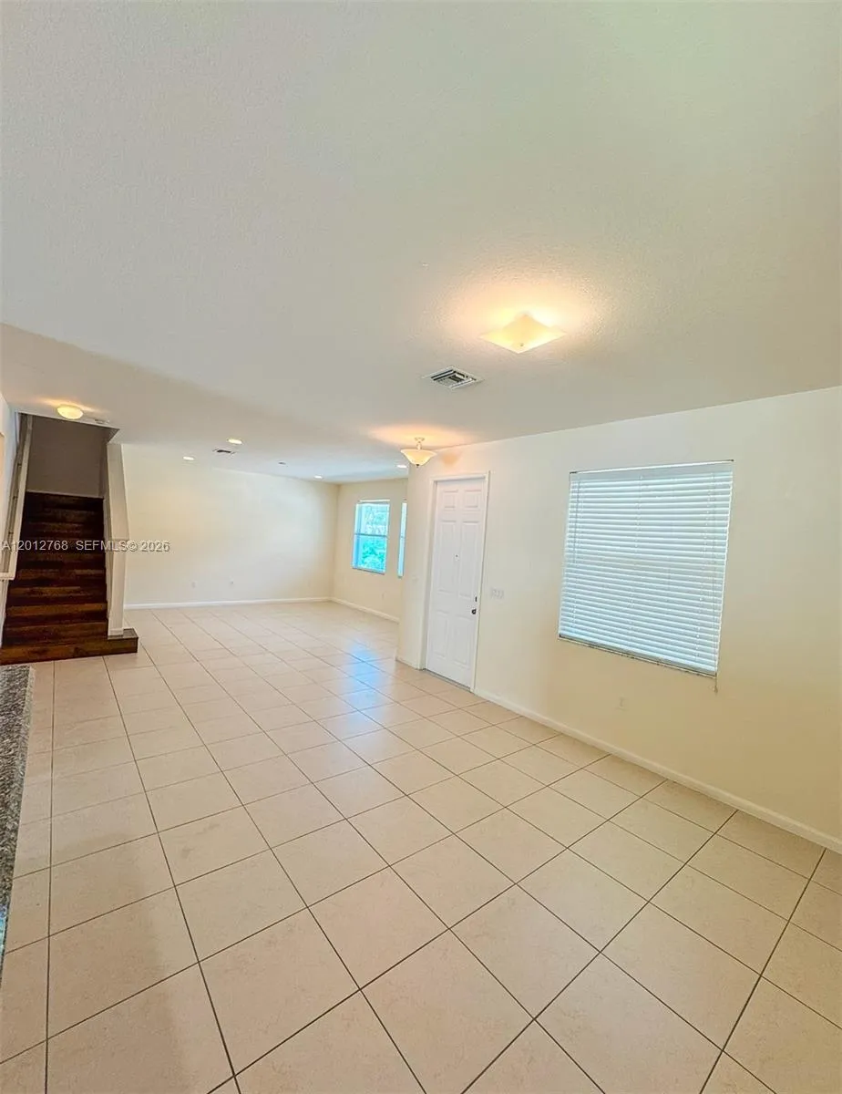 3210 Nw 126th Avenue 3210, Sunrise, Florida 33323, Sunrise, Florida 33323, 3 Bedrooms Bedrooms, ,2 BathroomsBathrooms,Residential Lease,For Rent,3210 Nw 126th Avenue 3210, Sunrise, Florida 33323,A12012768
