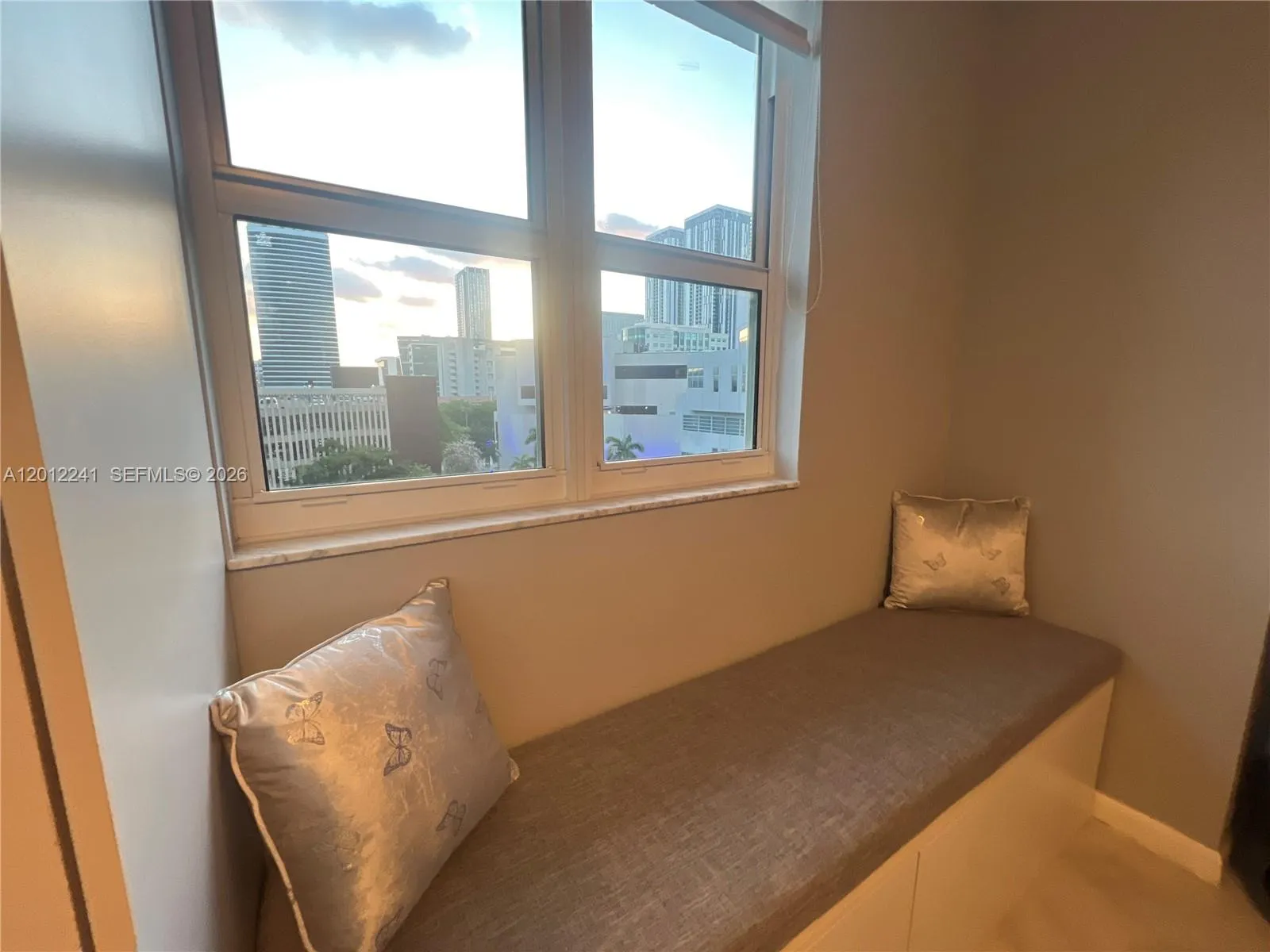 234 Ne 3rd St 703, Miami, Florida 33132, Miami, Florida 33132, 1 Bedroom Bedrooms, ,1 BathroomBathrooms,Residential Lease,For Rent,234 Ne 3rd St 703, Miami, Florida 33132,A12012241