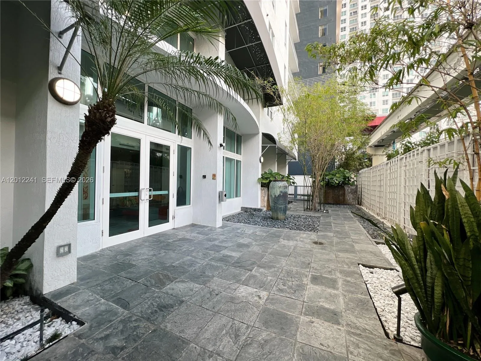 234 Ne 3rd St 703, Miami, Florida 33132, Miami, Florida 33132, 1 Bedroom Bedrooms, ,1 BathroomBathrooms,Residential Lease,For Rent,234 Ne 3rd St 703, Miami, Florida 33132,A12012241