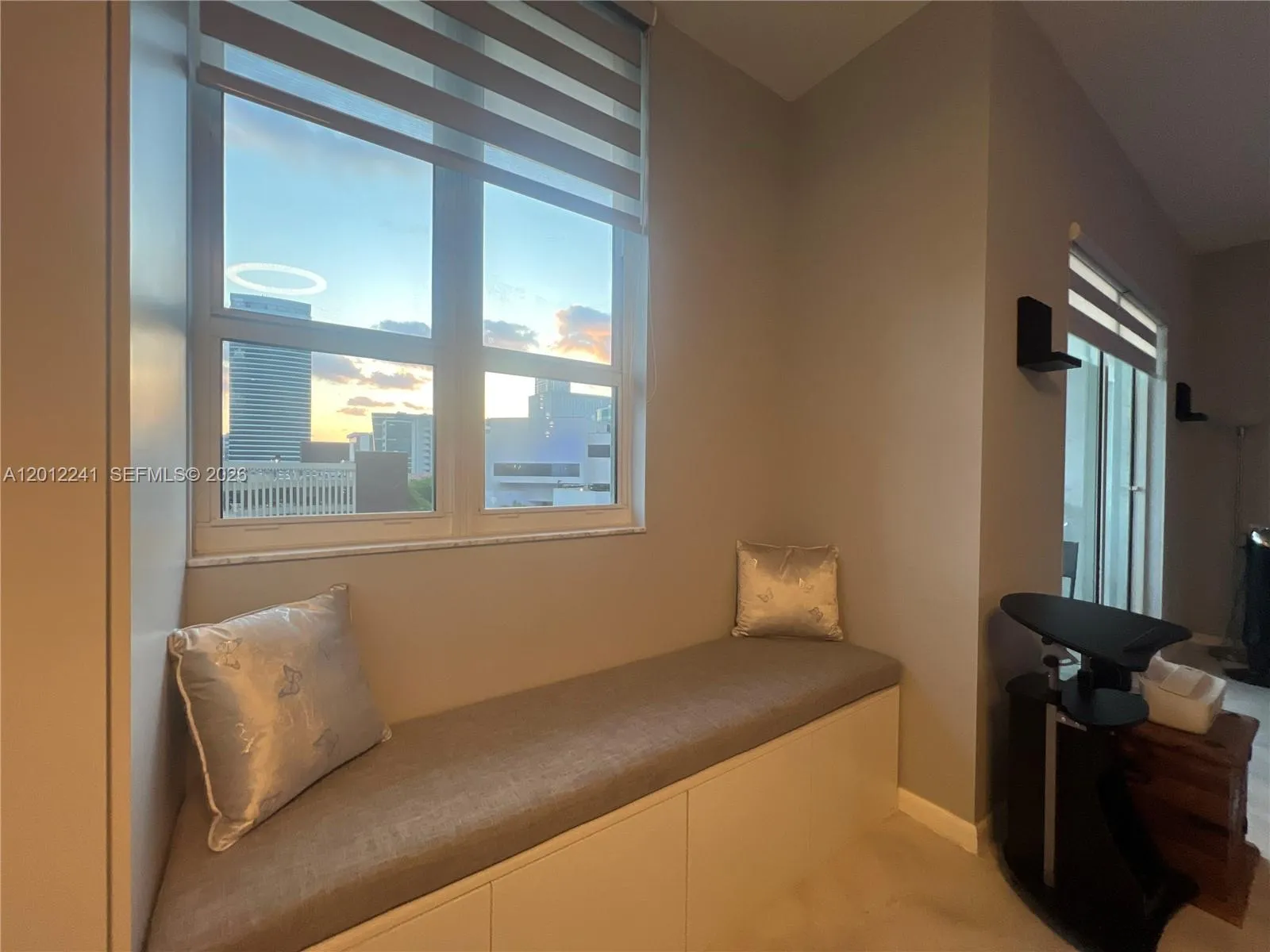 234 Ne 3rd St 703, Miami, Florida 33132, Miami, Florida 33132, 1 Bedroom Bedrooms, ,1 BathroomBathrooms,Residential Lease,For Rent,234 Ne 3rd St 703, Miami, Florida 33132,A12012241