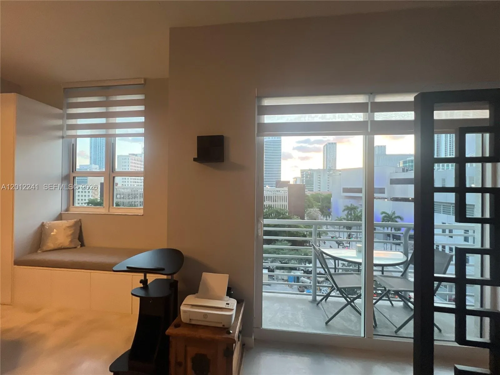 234 Ne 3rd St 703, Miami, Florida 33132, Miami, Florida 33132, 1 Bedroom Bedrooms, ,1 BathroomBathrooms,Residential Lease,For Rent,234 Ne 3rd St 703, Miami, Florida 33132,A12012241