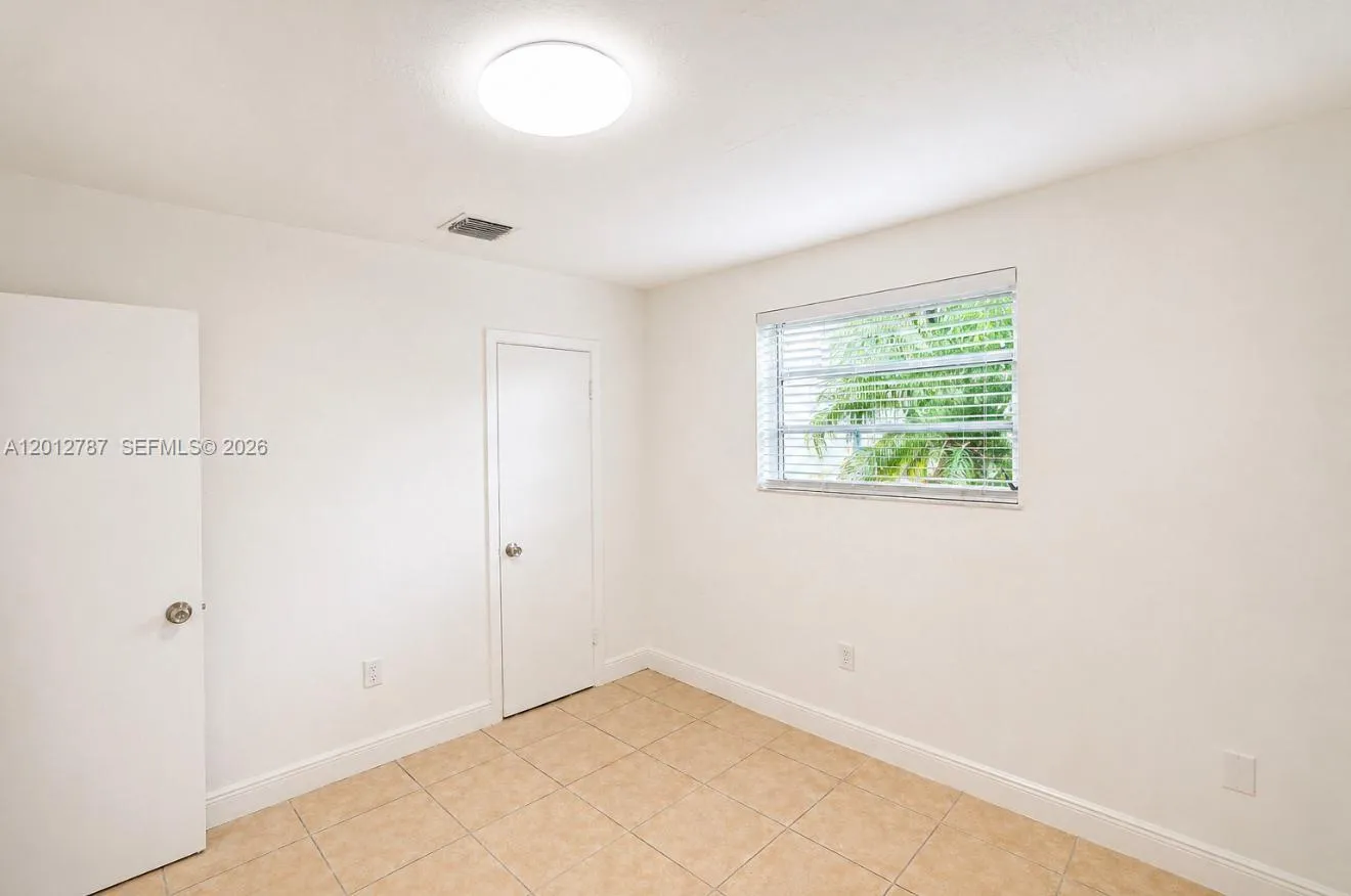 7190 W 11th Ct 4, Hialeah, Florida 33014, Hialeah, Florida 33014, 2 Bedrooms Bedrooms, ,1 BathroomBathrooms,Residential Lease,For Rent,7190 W 11th Ct 4, Hialeah, Florida 33014,A12012787