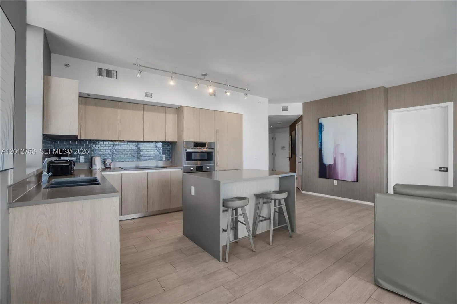 4010 S Ocean Dr R1801, Hollywood, Florida 33019, Hollywood, Florida 33019, 2 Bedrooms Bedrooms, ,2 BathroomsBathrooms,Residential,For Sale,4010 S Ocean Dr R1801, Hollywood, Florida 33019,A12012753