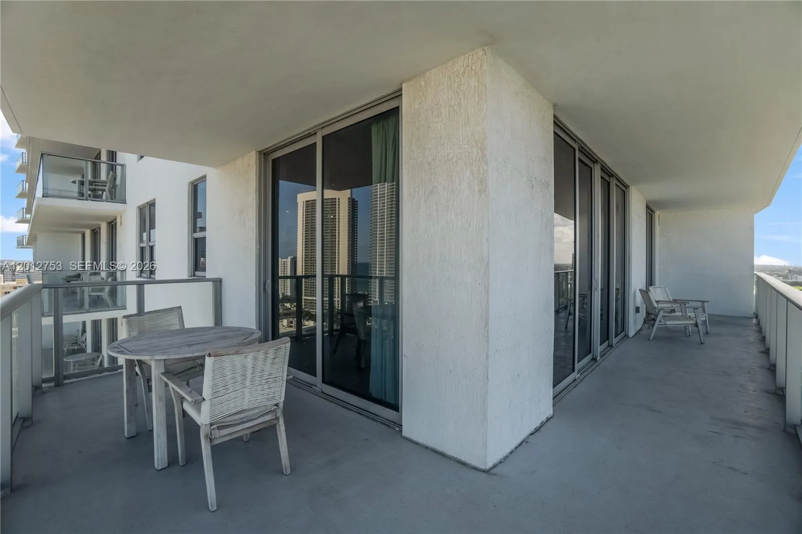 4010 S Ocean Dr R1801, Hollywood, Florida 33019, Hollywood, Florida 33019, 2 Bedrooms Bedrooms, ,2 BathroomsBathrooms,Residential,For Sale,4010 S Ocean Dr R1801, Hollywood, Florida 33019,A12012753