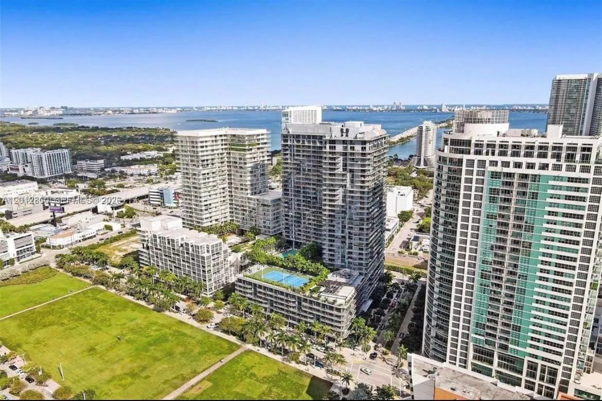 121 Ne 34th St L601, Miami, Florida 33137, Miami, Florida 33137, 1 Bedroom Bedrooms, ,1 BathroomBathrooms,Residential,For Sale,121 Ne 34th St L601, Miami, Florida 33137,A12012800