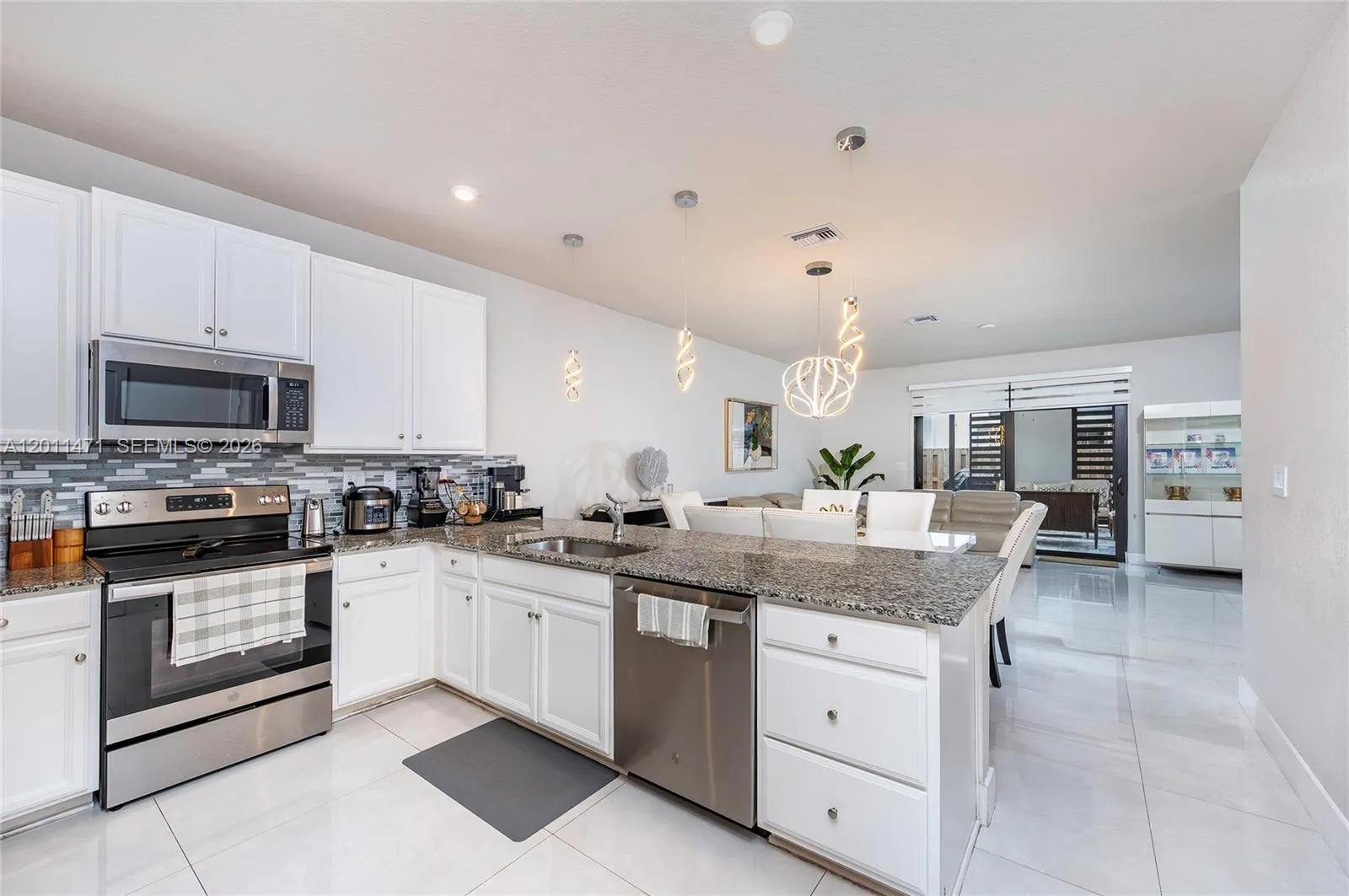 10876 Sw 232nd Ter, Homestead, Florida 33032, Homestead, Florida 33032, 3 Bedrooms Bedrooms, ,2 BathroomsBathrooms,Residential,For Sale,10876 Sw 232nd Ter, Homestead, Florida 33032,A12011471