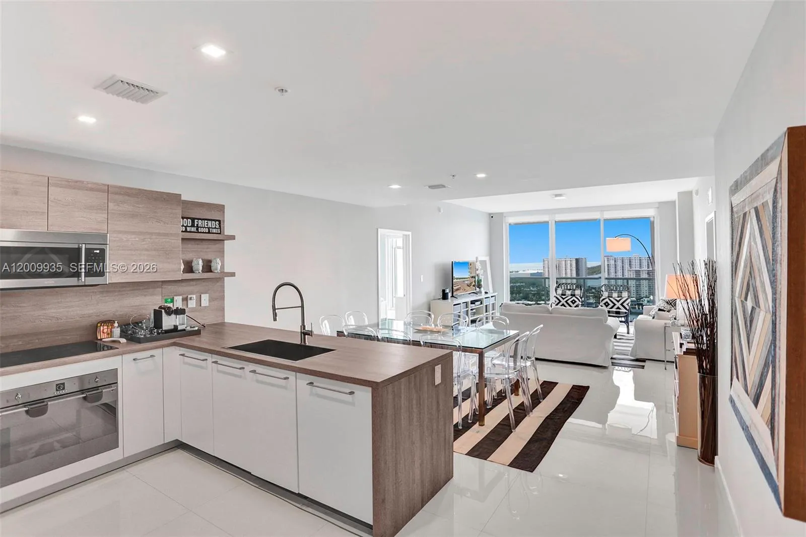 400 Sunny Isles Blvd 2021, Sunny Isles Beach, Flor, Sunny Isles Beach, Florida 33160, 2 Bedrooms Bedrooms, ,3 BathroomsBathrooms,Residential Lease,For Rent,400 Sunny Isles Blvd 2021, Sunny Isles Beach, Flor,A12009935
