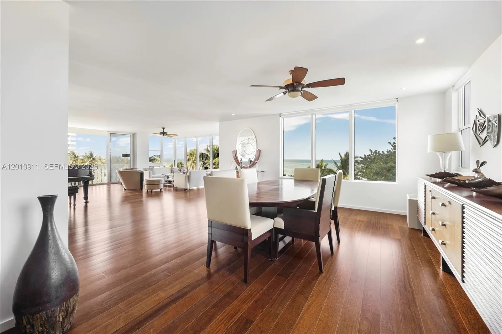 200 Ocean Lane Dr 401, Key Biscayne, Florida 33149, Key Biscayne, Florida 33149, 3 Bedrooms Bedrooms, ,3 BathroomsBathrooms,Residential,For Sale,200 Ocean Lane Dr 401, Key Biscayne, Florida 33149,A12010911