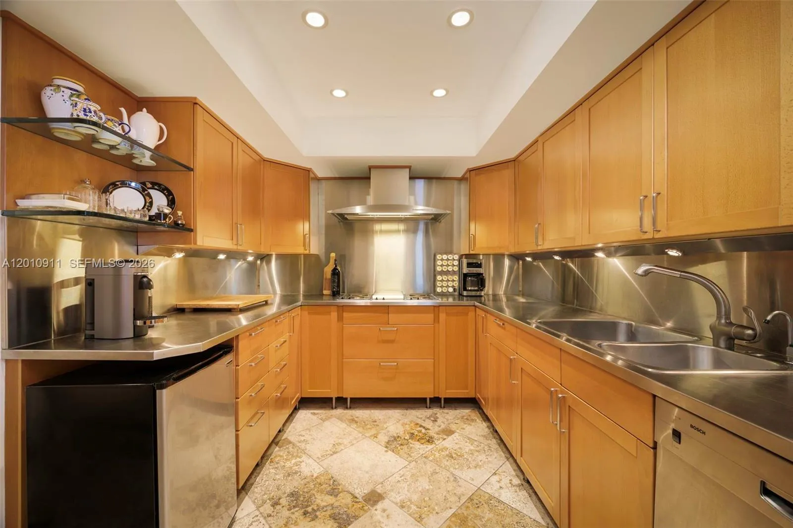 200 Ocean Lane Dr 401, Key Biscayne, Florida 33149, Key Biscayne, Florida 33149, 3 Bedrooms Bedrooms, ,3 BathroomsBathrooms,Residential,For Sale,200 Ocean Lane Dr 401, Key Biscayne, Florida 33149,A12010911