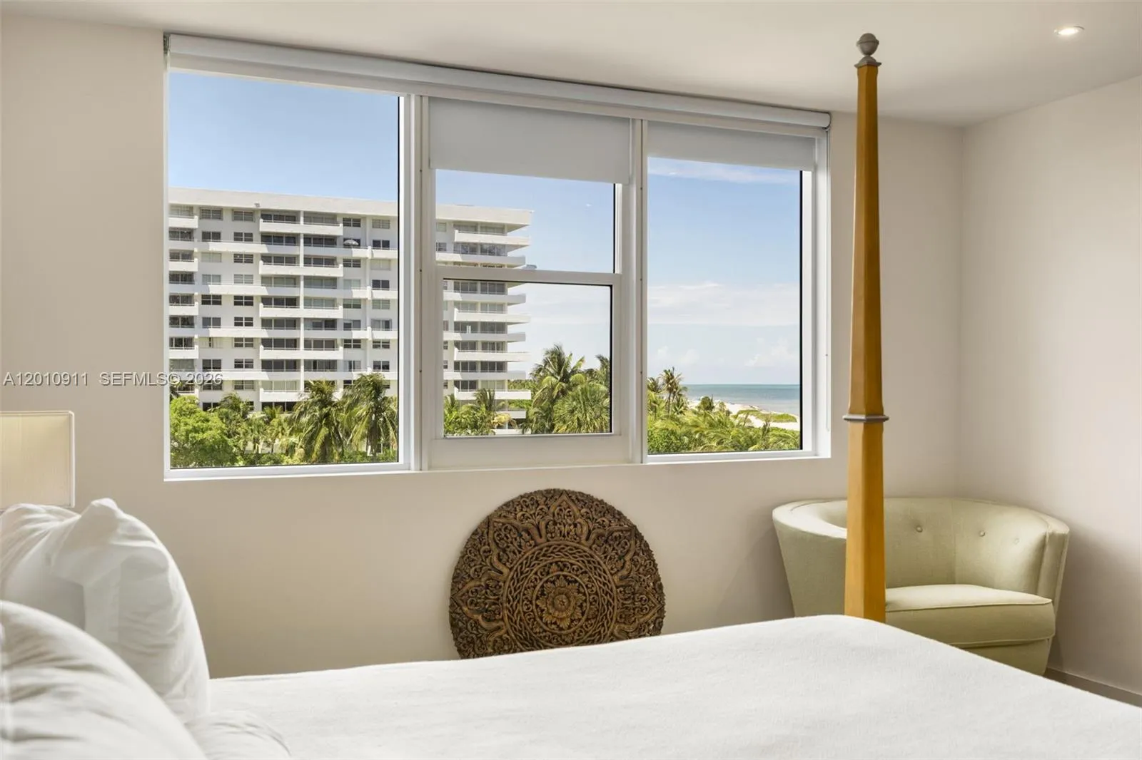 200 Ocean Lane Dr 401, Key Biscayne, Florida 33149, Key Biscayne, Florida 33149, 3 Bedrooms Bedrooms, ,3 BathroomsBathrooms,Residential,For Sale,200 Ocean Lane Dr 401, Key Biscayne, Florida 33149,A12010911