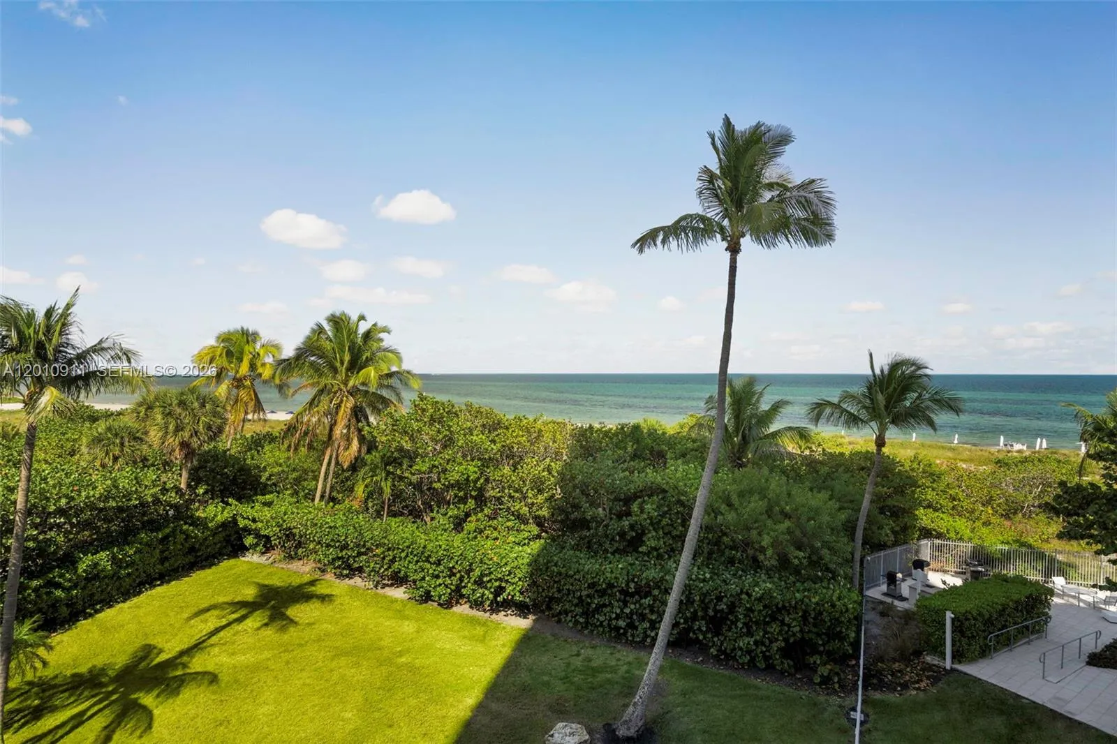 200 Ocean Lane Dr 401, Key Biscayne, Florida 33149, Key Biscayne, Florida 33149, 3 Bedrooms Bedrooms, ,3 BathroomsBathrooms,Residential,For Sale,200 Ocean Lane Dr 401, Key Biscayne, Florida 33149,A12010911