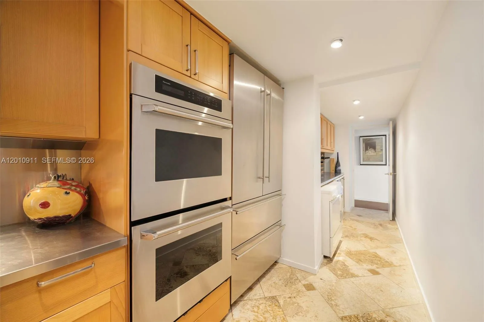 200 Ocean Lane Dr 401, Key Biscayne, Florida 33149, Key Biscayne, Florida 33149, 3 Bedrooms Bedrooms, ,3 BathroomsBathrooms,Residential,For Sale,200 Ocean Lane Dr 401, Key Biscayne, Florida 33149,A12010911
