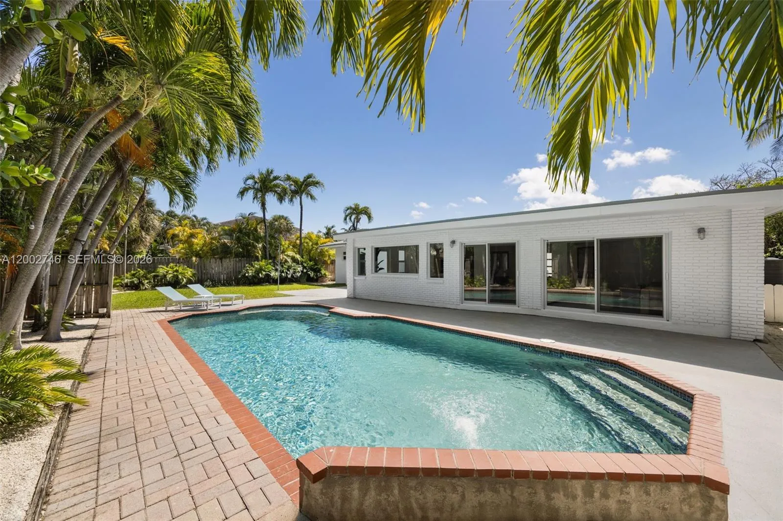 255 Ridgewood Rd, Key Biscayne, Florida 33149, Key Biscayne, Florida 33149, 4 Bedrooms Bedrooms, ,3 BathroomsBathrooms,Residential,For Sale,255 Ridgewood Rd, Key Biscayne, Florida 33149,A12002746