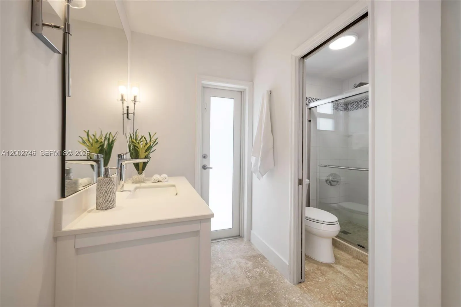 255 Ridgewood Rd, Key Biscayne, Florida 33149, Key Biscayne, Florida 33149, 4 Bedrooms Bedrooms, ,3 BathroomsBathrooms,Residential,For Sale,255 Ridgewood Rd, Key Biscayne, Florida 33149,A12002746