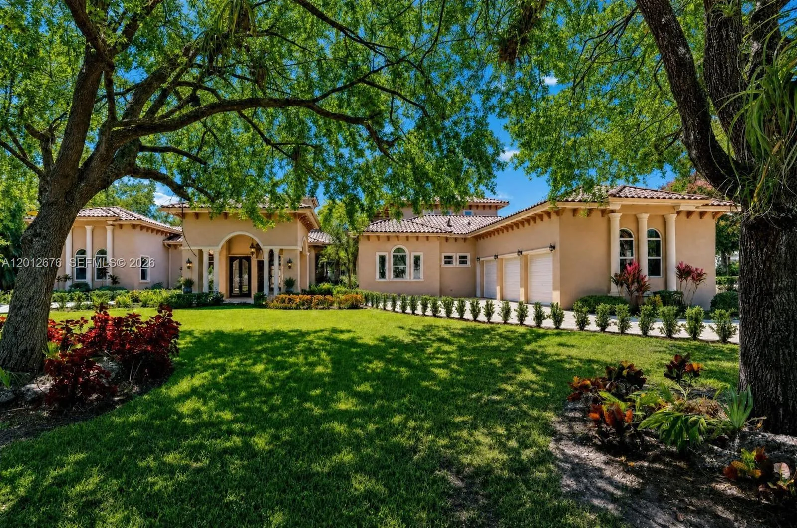 7480 Sw 100th St, Pinecrest, Florida 33156, Pinecrest, Florida 33156, 7 Bedrooms Bedrooms, 1 Room Rooms,8 BathroomsBathrooms,Residential,For Sale,7480 Sw 100th St, Pinecrest, Florida 33156,A12012676