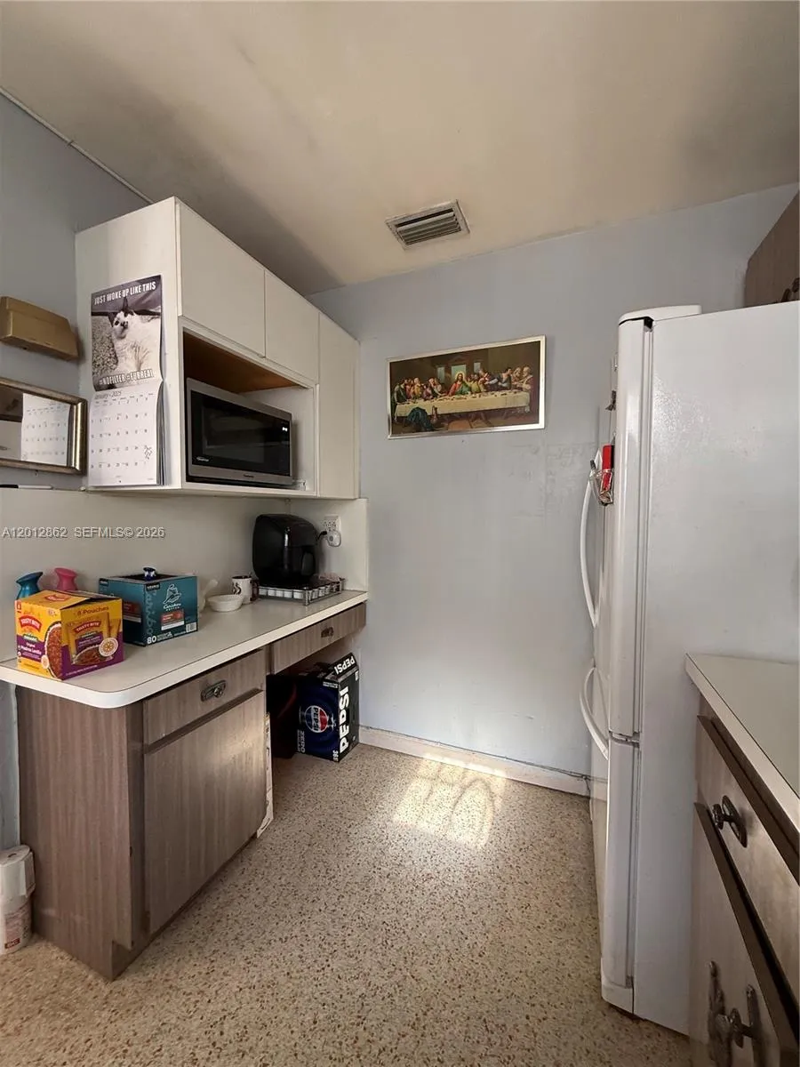 399 W 12th St, Hialeah, Florida 33010, Hialeah, Florida 33010, 3 Bedrooms Bedrooms, ,2 BathroomsBathrooms,Residential,For Sale,399 W 12th St, Hialeah, Florida 33010,A12012862