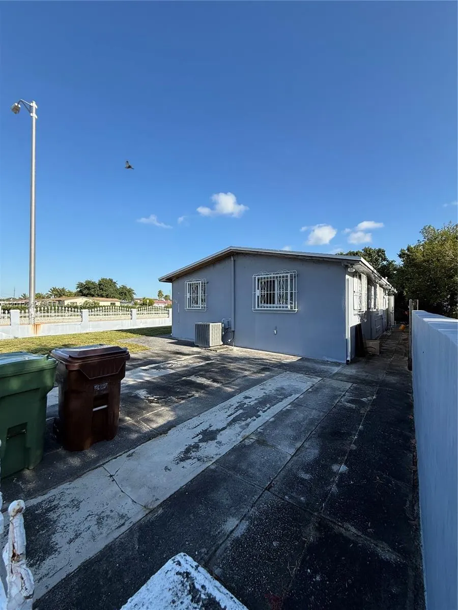 399 W 12th St, Hialeah, Florida 33010, Hialeah, Florida 33010, 3 Bedrooms Bedrooms, ,2 BathroomsBathrooms,Residential,For Sale,399 W 12th St, Hialeah, Florida 33010,A12012862