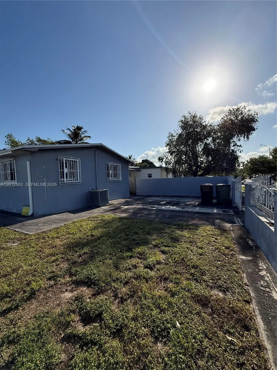 399 W 12th St, Hialeah, Florida 33010, Hialeah, Florida 33010, 3 Bedrooms Bedrooms, ,2 BathroomsBathrooms,Residential,For Sale,399 W 12th St, Hialeah, Florida 33010,A12012862