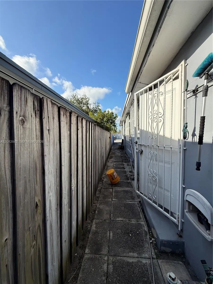 399 W 12th St, Hialeah, Florida 33010, Hialeah, Florida 33010, 3 Bedrooms Bedrooms, ,2 BathroomsBathrooms,Residential,For Sale,399 W 12th St, Hialeah, Florida 33010,A12012862