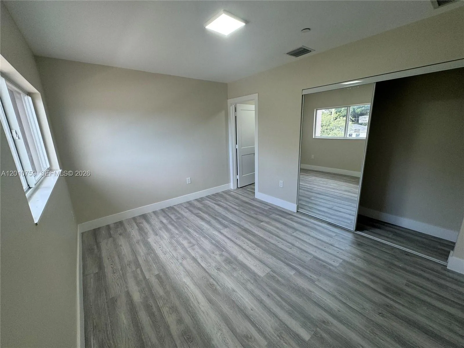 205 Nw 159th St, Miami, Florida 33169, Miami, Florida 33169, ,Residential Income,For Sale,205 Nw 159th St, Miami, Florida 33169,A12010759