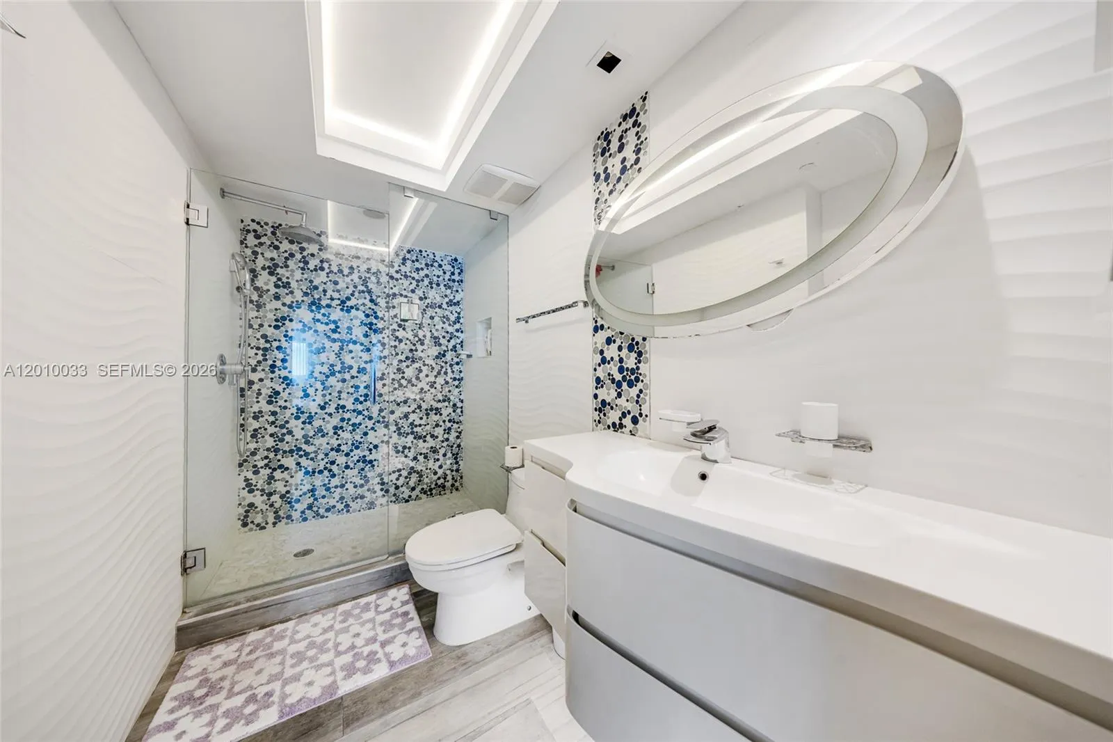500 Brickell Ave 3707, Miami, Florida 33131, Miami, Florida 33131, 2 Bedrooms Bedrooms, ,2 BathroomsBathrooms,Residential,For Sale,500 Brickell Ave 3707, Miami, Florida 33131,A12010033
