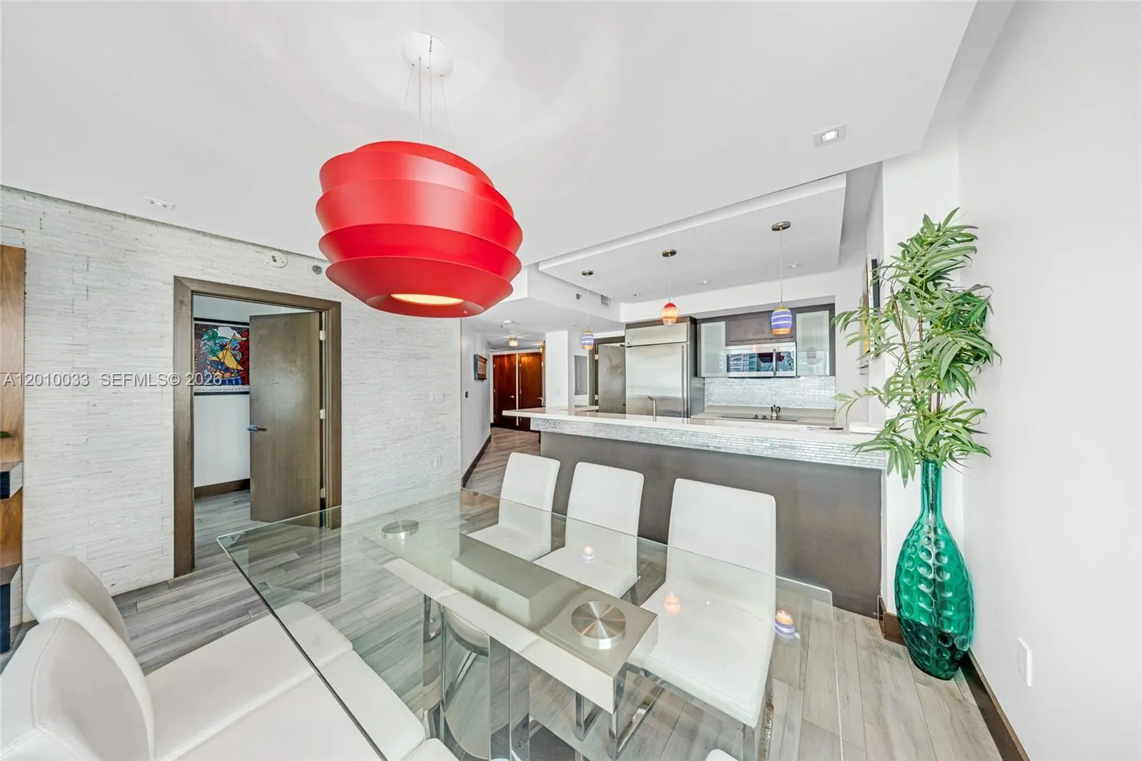 500 Brickell Ave 3707, Miami, Florida 33131, Miami, Florida 33131, 2 Bedrooms Bedrooms, ,2 BathroomsBathrooms,Residential,For Sale,500 Brickell Ave 3707, Miami, Florida 33131,A12010033