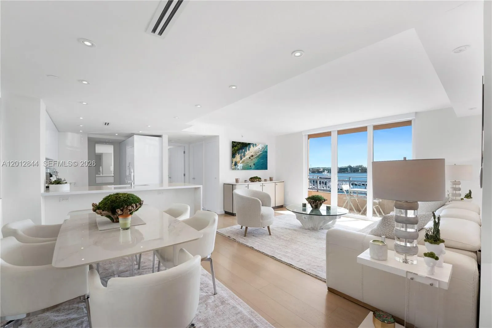90 Alton Rd Fl-3, Miami Beach, Florida 33139, Miami Beach, Florida 33139, 2 Bedrooms Bedrooms, ,2 BathroomsBathrooms,Residential Lease,For Rent,90 Alton Rd Fl-3, Miami Beach, Florida 33139,A12012844