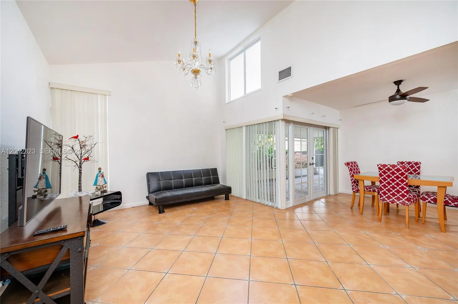 1007 Nw 106th Ave Cir, Miami, Florida 33172, Miami, Florida 33172, 4 Bedrooms Bedrooms, ,3 BathroomsBathrooms,Residential,For Sale,1007 Nw 106th Ave Cir, Miami, Florida 33172,A12012823